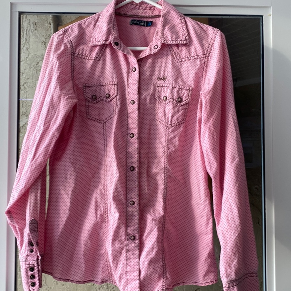Cruel girl-snapped button down. Pink & brown polka dots.  Great shape!